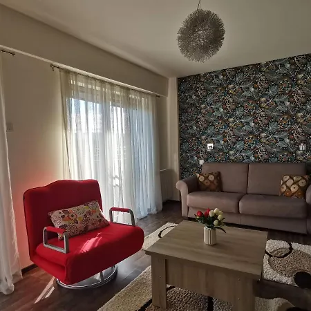 Sunshine Studio Apartment *